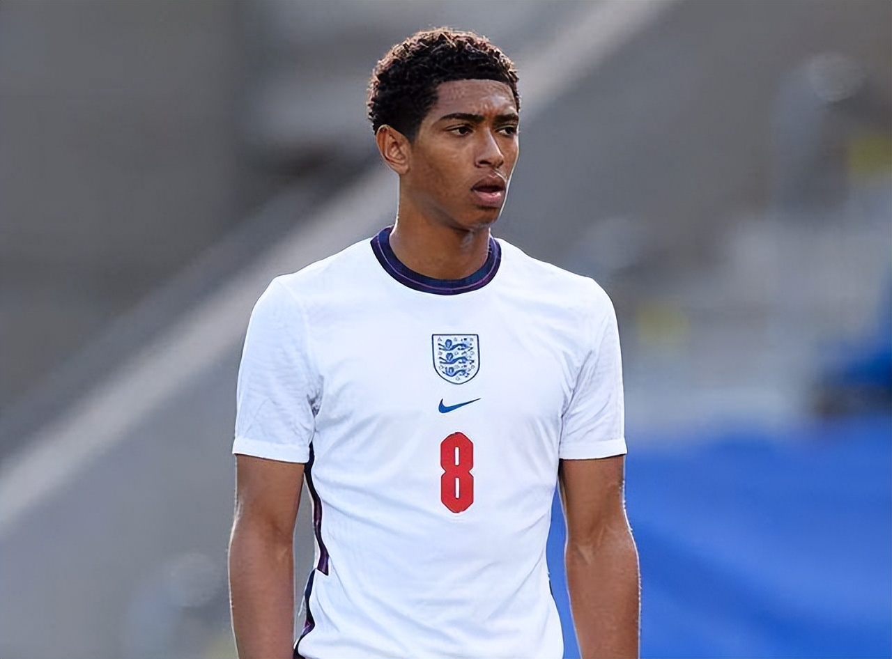 意甲焦点赛事赛后复盘 战术执行力差异明显