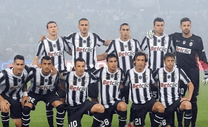 轮盘赌游戏《恶魔轮盘》销量超800万 主机版延期至26年发售